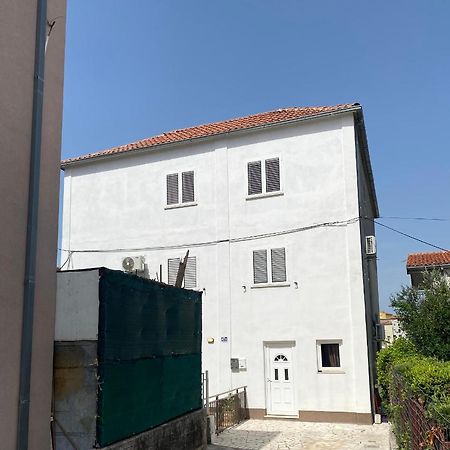 Apartman 4 Kilometar To City Centar Split Eksteriør billede