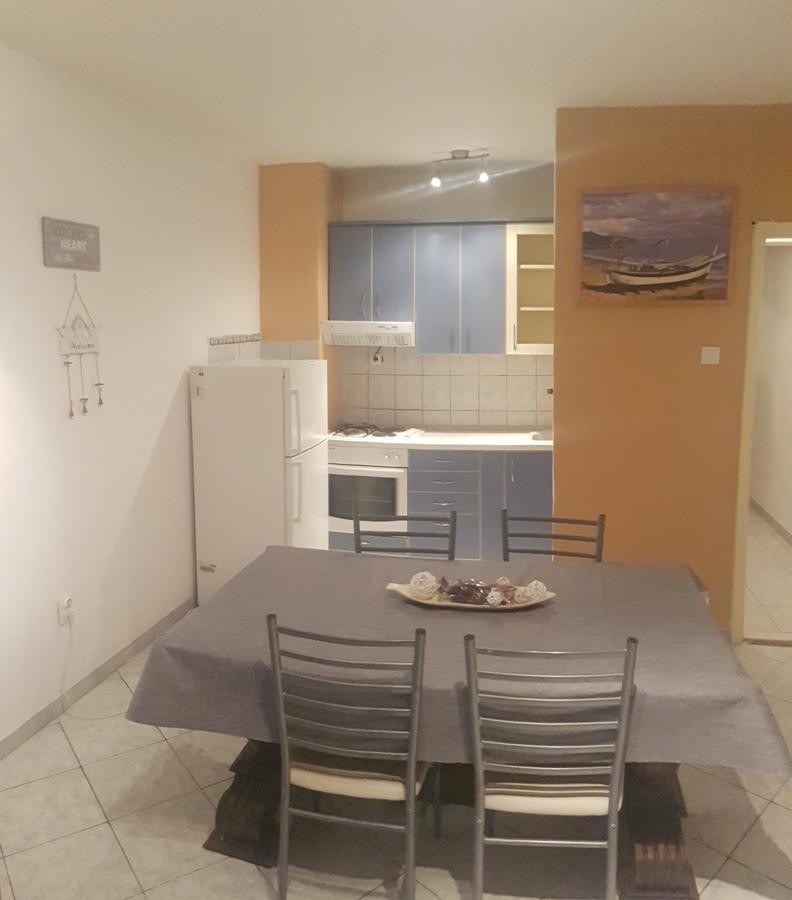 Apartman 4 Kilometar To City Centar Split Eksteriør billede